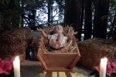 2015_weihnachtl_kirche01